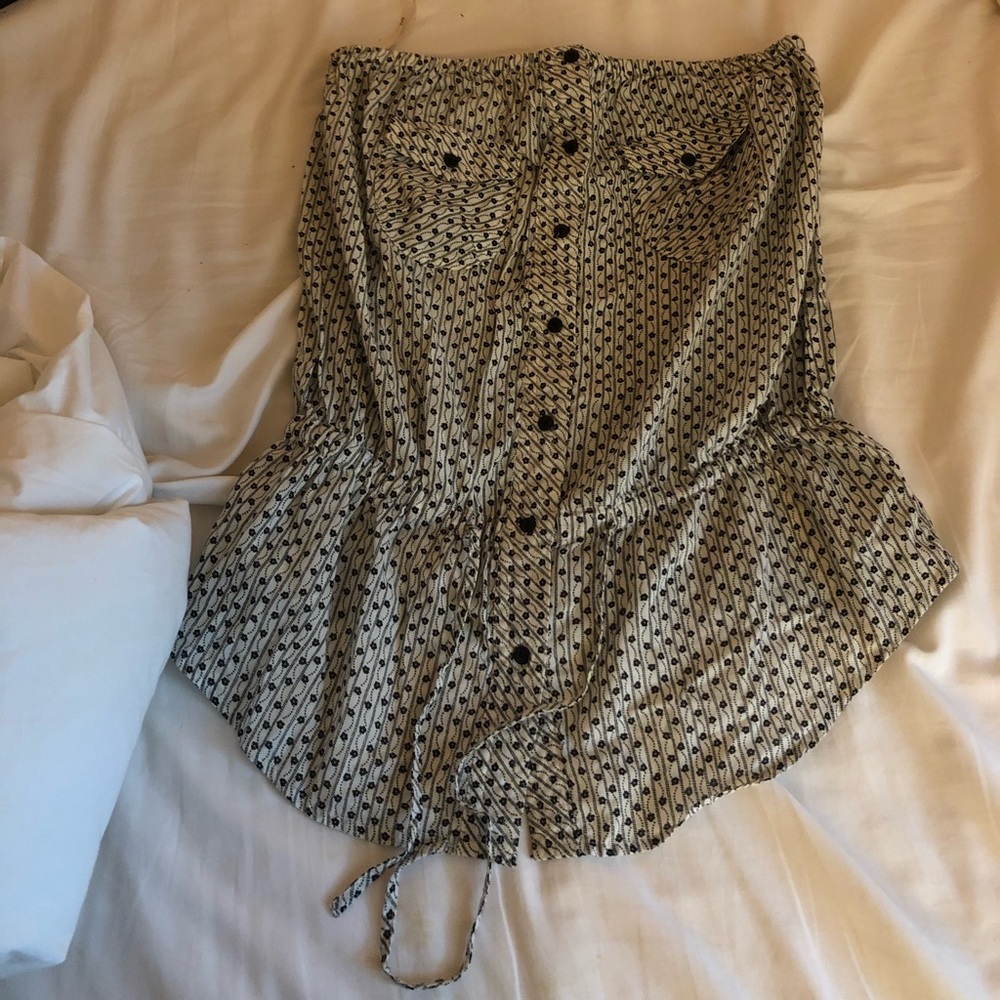 Off shoulder shirt